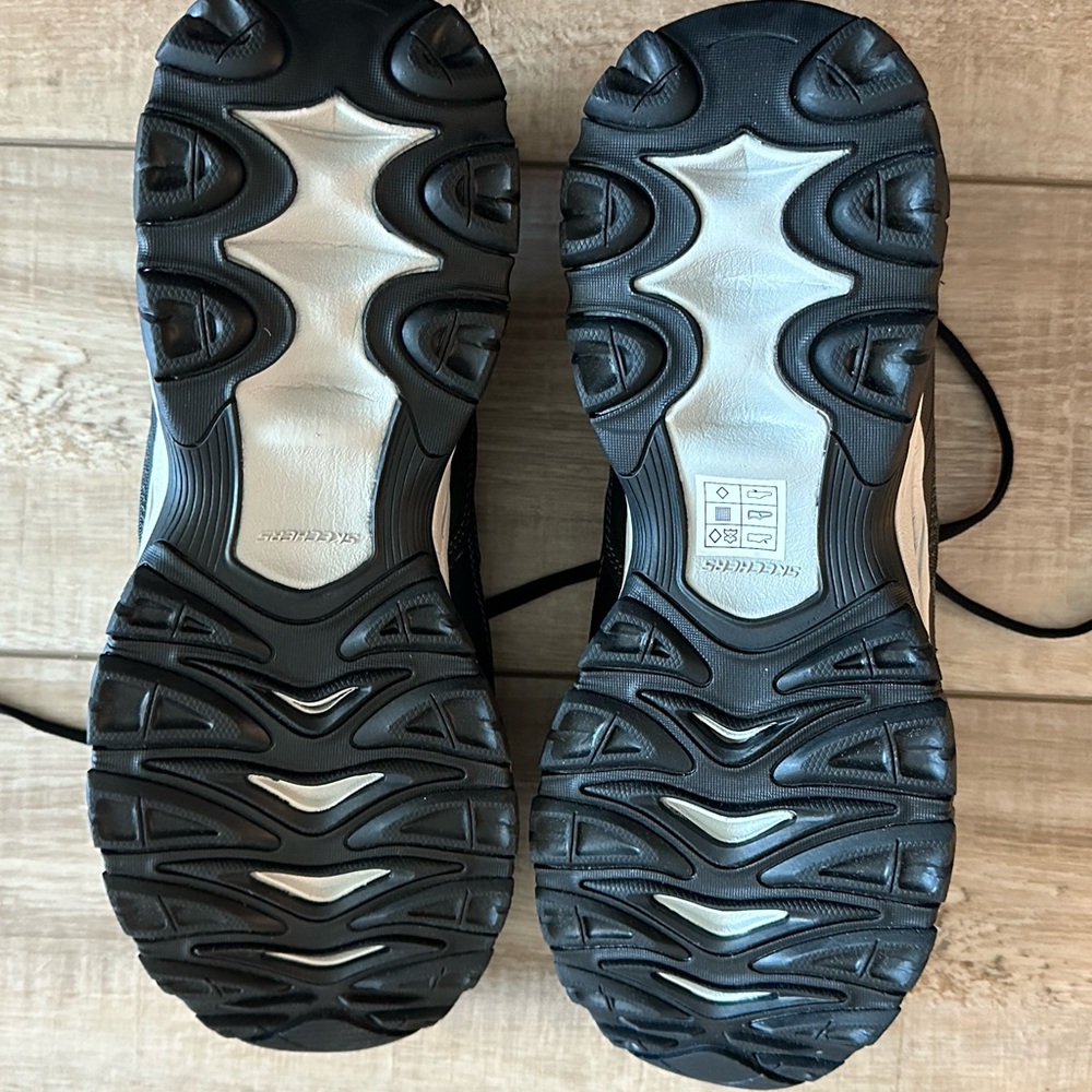 Skechers Black and Gray Athletic Shoes with Padded Comfort - Picture 3 of 3